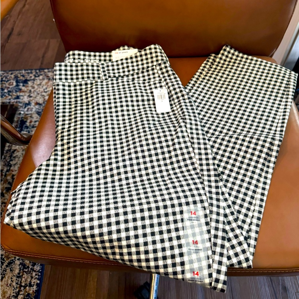 NWT Old Navy Women’s Pants High-Rise Pixie Skinny Ankle Plaid Black White Size14